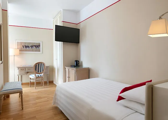 Hotel Sina Astor